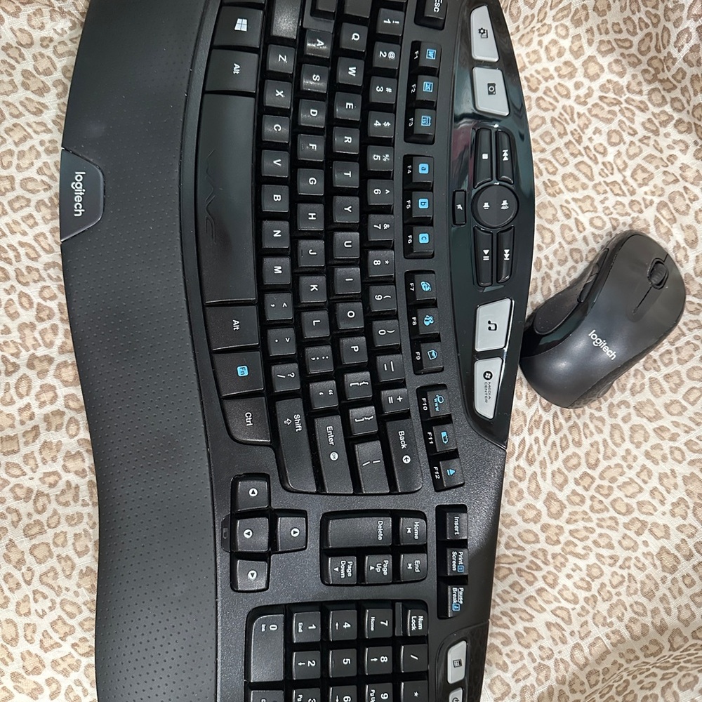 Logitech Black Wireless Keyboard and Mouse Combo